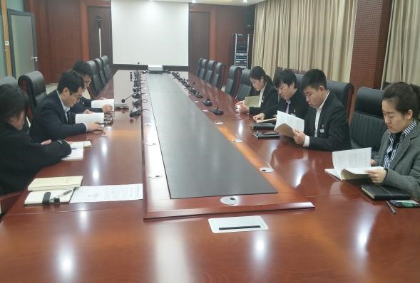 帮扶责任人学习《习近平扶贫论述摘编》 